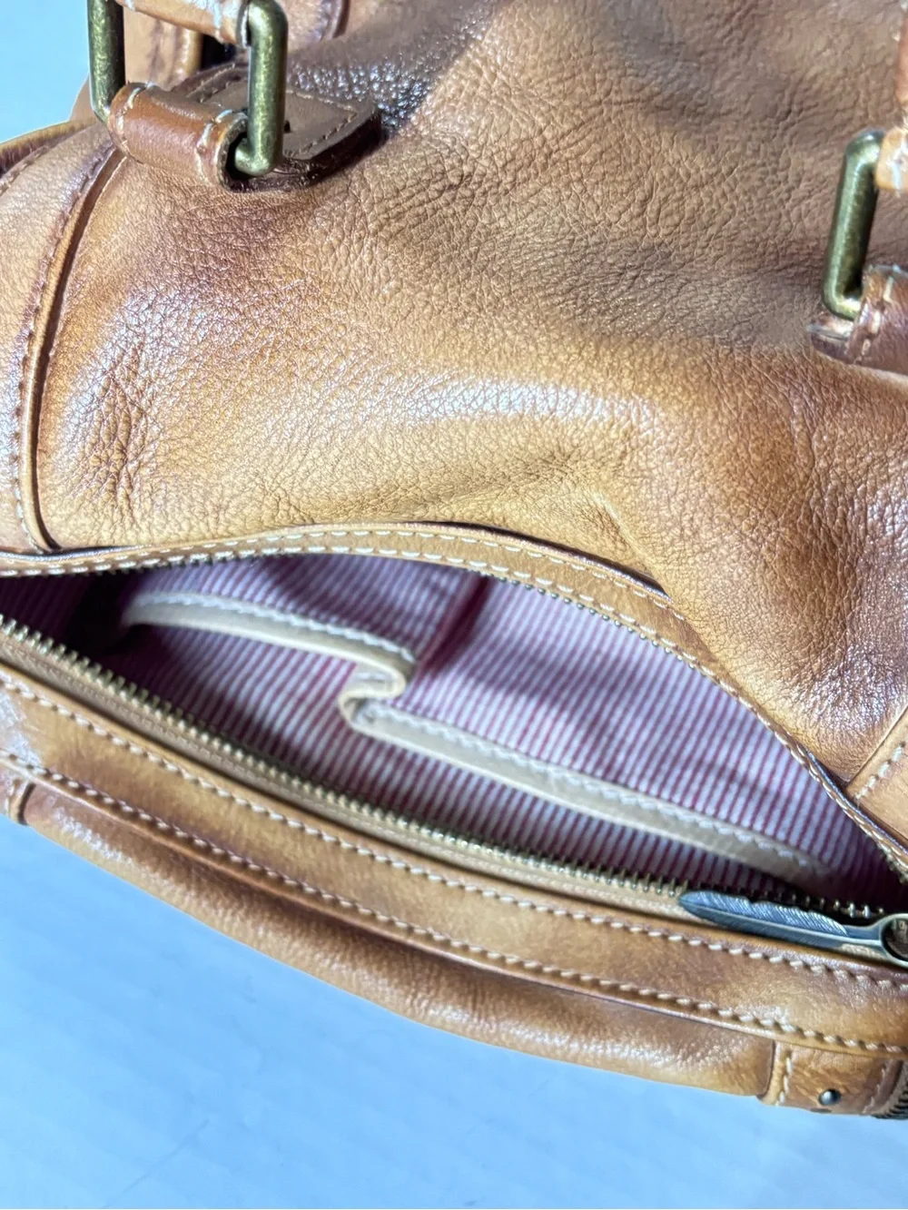 Old Trend Leather Satchel Bag Purse with Removable Strap Cognac Camel
